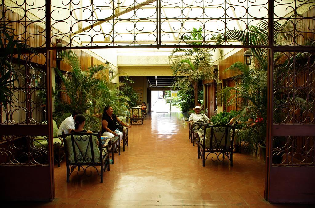 Hotel Boyeros Liberia Ngoại thất bức ảnh